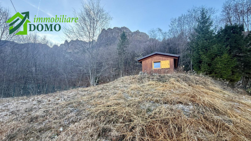 Velo D'Astico, proponiamo in vendita un deposito in legno su un lotto di 700 mq €39.000 info 0445...