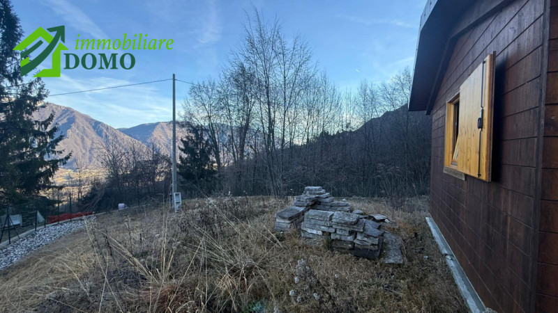 Velo D'Astico, proponiamo in vendita un deposito in legno su un lotto di 700 mq €39.000 info 0445...