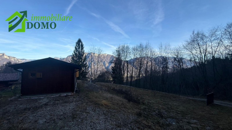 Velo D'Astico, proponiamo in vendita un deposito in legno su un lotto di 700 mq €39.000 info 0445...