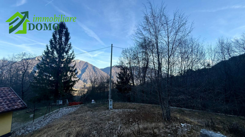 Velo D'Astico, proponiamo in vendita un deposito in legno su un lotto di 700 mq €39.000 info 0445...