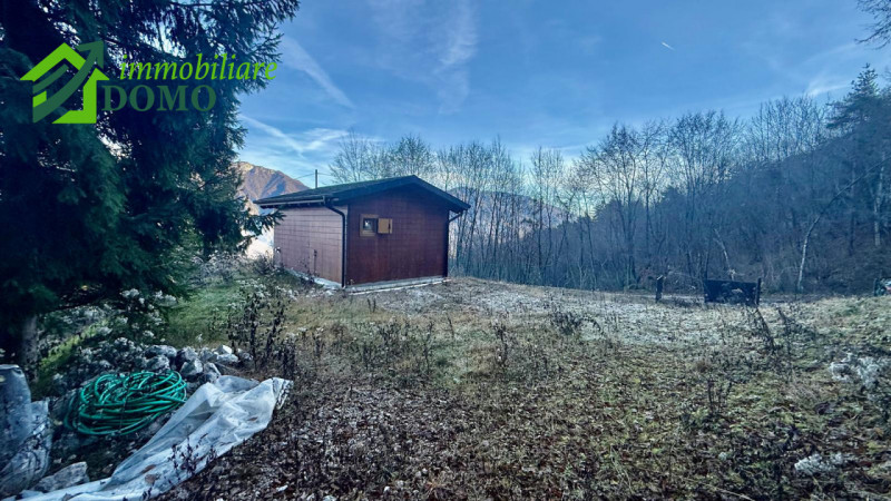 Velo D'Astico, proponiamo in vendita un deposito in legno su un lotto di 700 mq €39.000 info 0445...