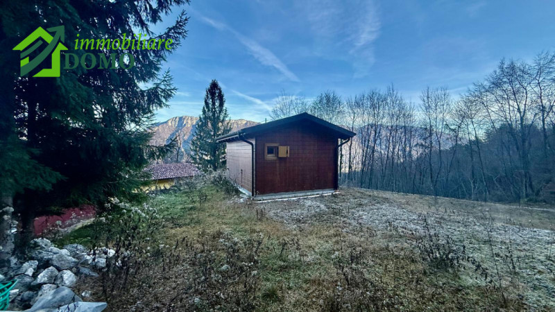 Velo D'Astico, proponiamo in vendita un deposito in legno su un lotto di 700 mq €39.000 info 0445...