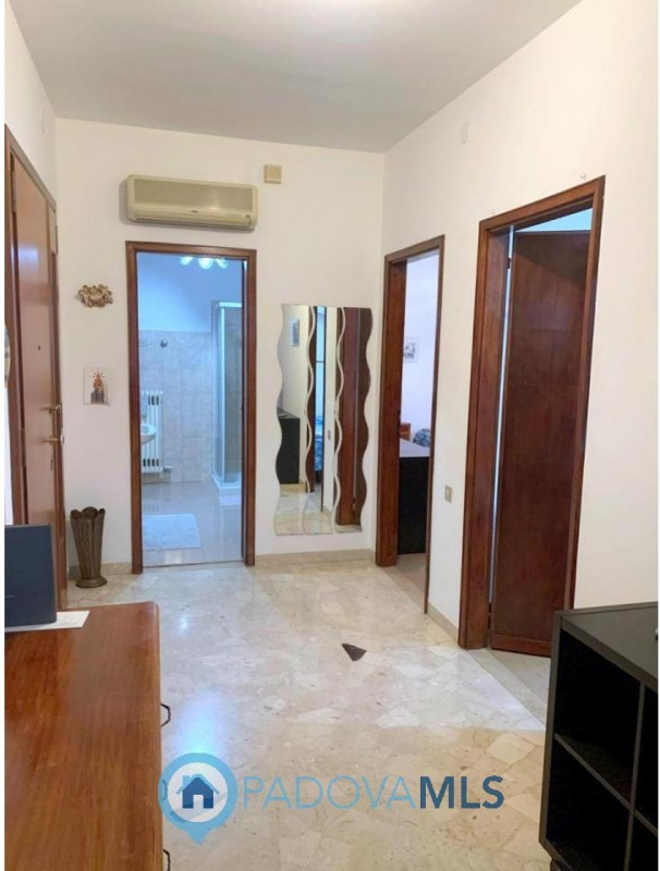 Immobile in esclusiva al Gruppo Padova MLS
PIAZZE – 2 CAMERE PER INVESTIMENTO €.265.000

Nel cuor...