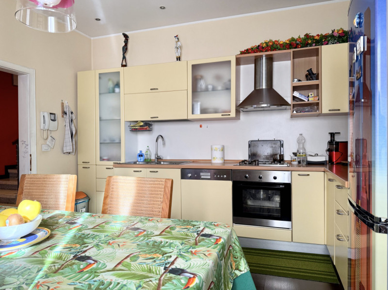 ARCELLA – Sant’Antonino: proponiamo in vendita casa singola sviluppata su due livelli.

L’accesso...