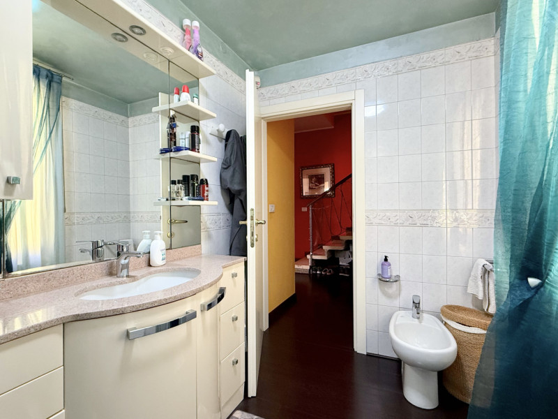 ARCELLA – Sant’Antonino: proponiamo in vendita casa singola sviluppata su due livelli.

L’accesso...