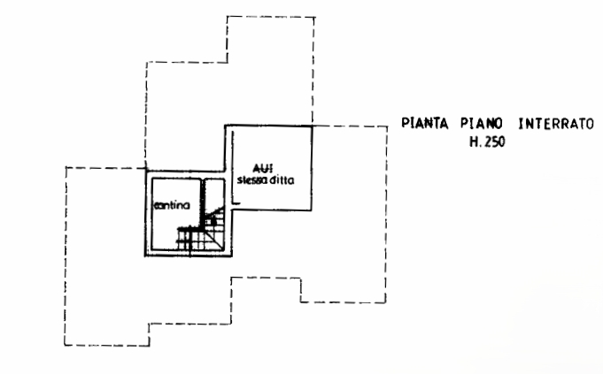 THIENE: posta ai confini con Zanè, proponiamo PORZIONE DI BIFAMILIARE affiancata con ingresso ind...