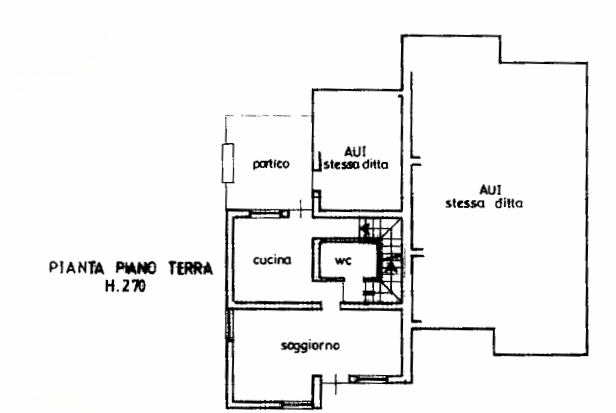 THIENE: posta ai confini con Zanè, proponiamo PORZIONE DI BIFAMILIARE affiancata con ingresso ind...
