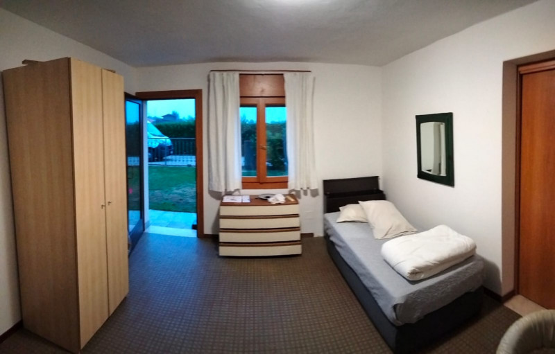 CADONEGHE ZONA MEJANIGA

Se state cercando un comodo punto d'appoggio in posizione strategica ris...