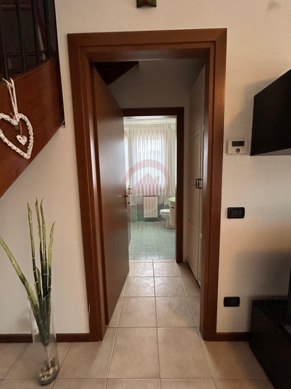 VIGONZA, PERAROLO RIF. A850:Casa su Misura ha il piacere di proporvi appartamento duplex IN AFFIT...