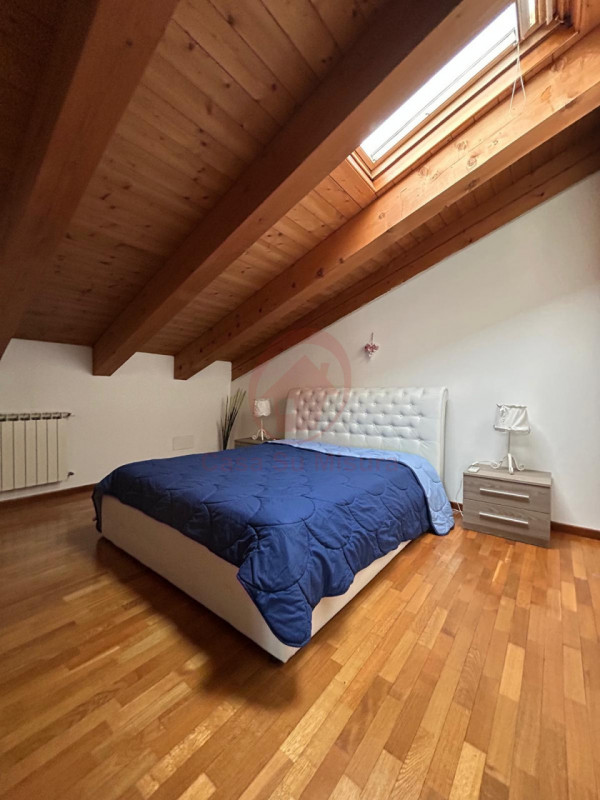 VIGONZA, PERAROLO RIF. A850:Casa su Misura ha il piacere di proporvi appartamento duplex IN AFFIT...