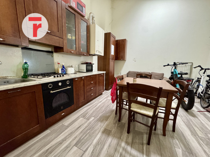 PADOVA - Zona PALESTRO - A due passi da tutti i servizi, alle porte del Centro Storico di Padova,...