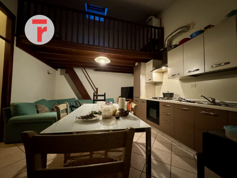 PADOVA - Zona PALESTRO - A due passi da tutti i servizi, alle porte del Centro Storico di Padova,...