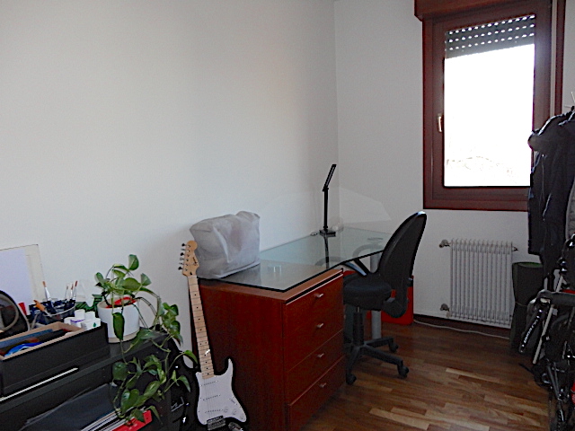 A Sarmeola, in una zona ben servita e comoda per i trasporti pubblici, è disponibile un grazioso ...