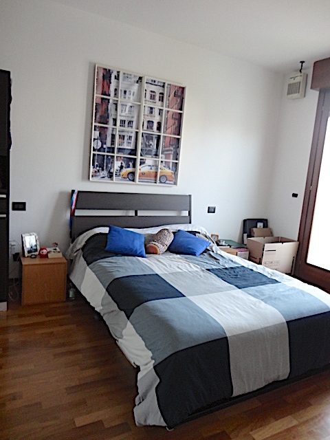 A Sarmeola, in una zona ben servita e comoda per i trasporti pubblici, è disponibile un grazioso ...