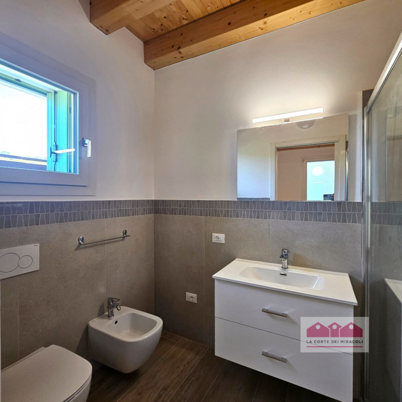 LUMIGNANO: IN PRIMA COLLINA, NUOVA BELLISSIMA CASA SINGOLA IN FASE DI FINITURA FINALE, DISPONIBIL...