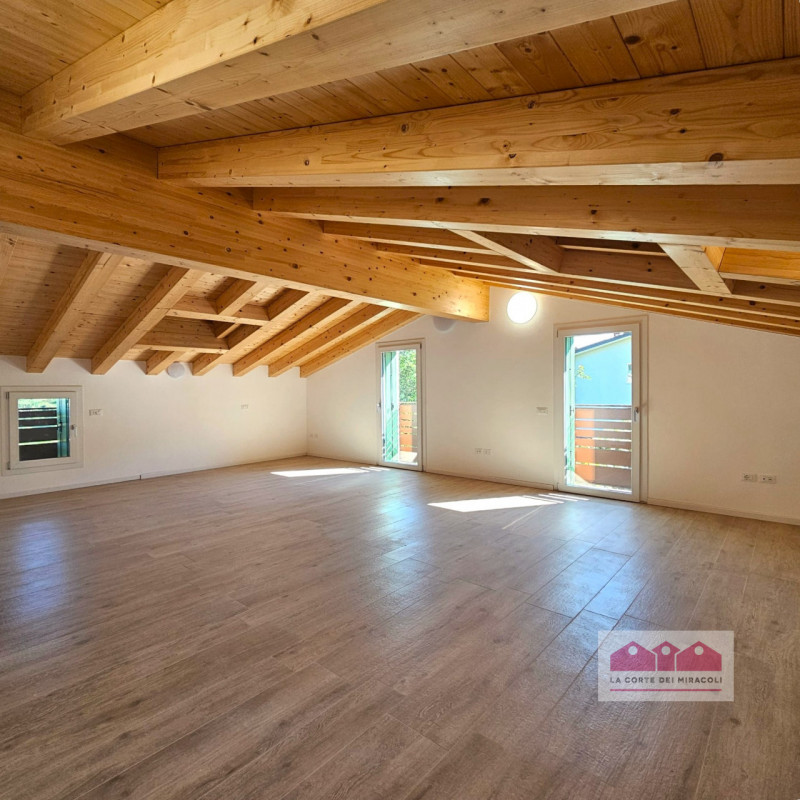 LUMIGNANO: IN PRIMA COLLINA, NUOVA BELLISSIMA CASA SINGOLA IN FASE DI FINITURA FINALE, DISPONIBIL...