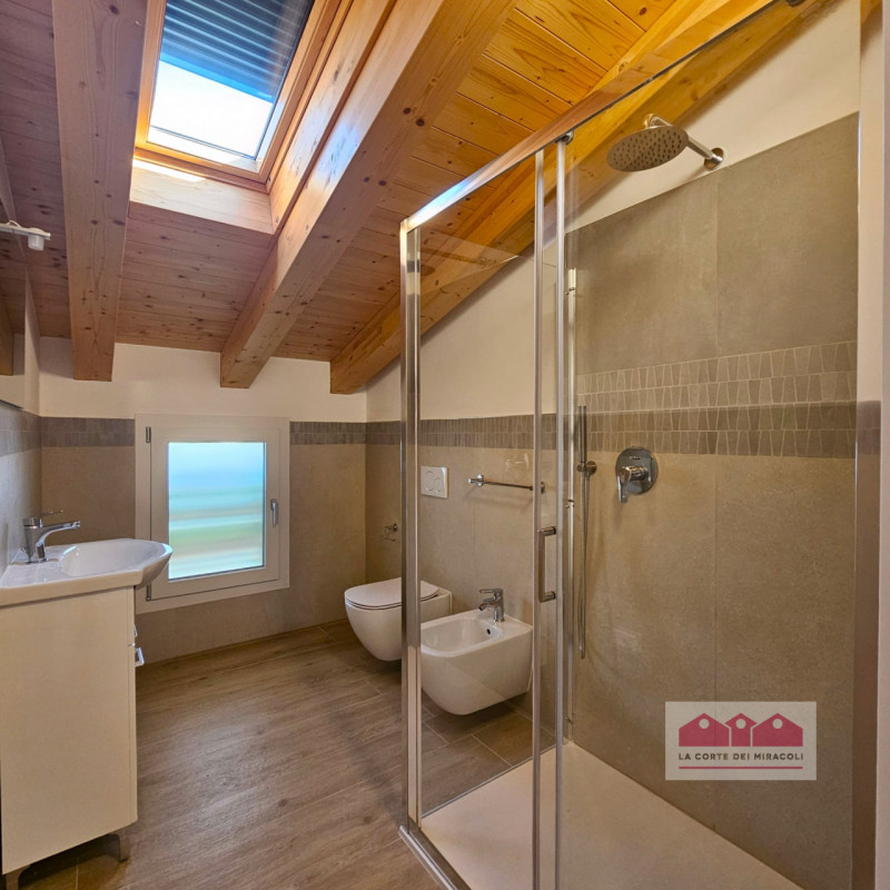 LUMIGNANO: IN PRIMA COLLINA, NUOVA BELLISSIMA CASA SINGOLA IN FASE DI FINITURA FINALE, DISPONIBIL...