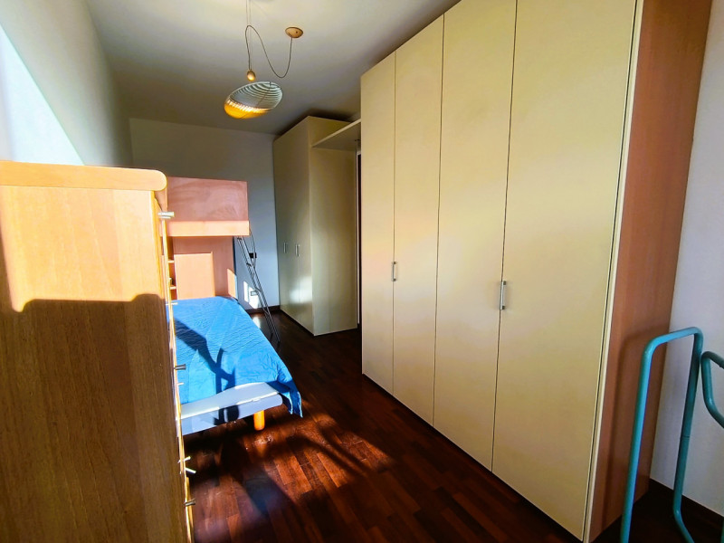 Rif. VIG229
Proponiamo in vendita un elegante appartamento duplex a Peraga di Vigonza.
L’immobile...