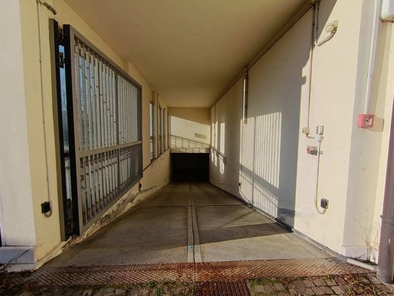 Rif. VIG229
Proponiamo in vendita un elegante appartamento duplex a Peraga di Vigonza.
L’immobile...