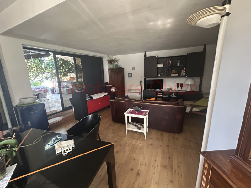 Padova – Arcella | Appartamento indipendente al primo e ultimo piano,  con terrazzo abitabile.

I...