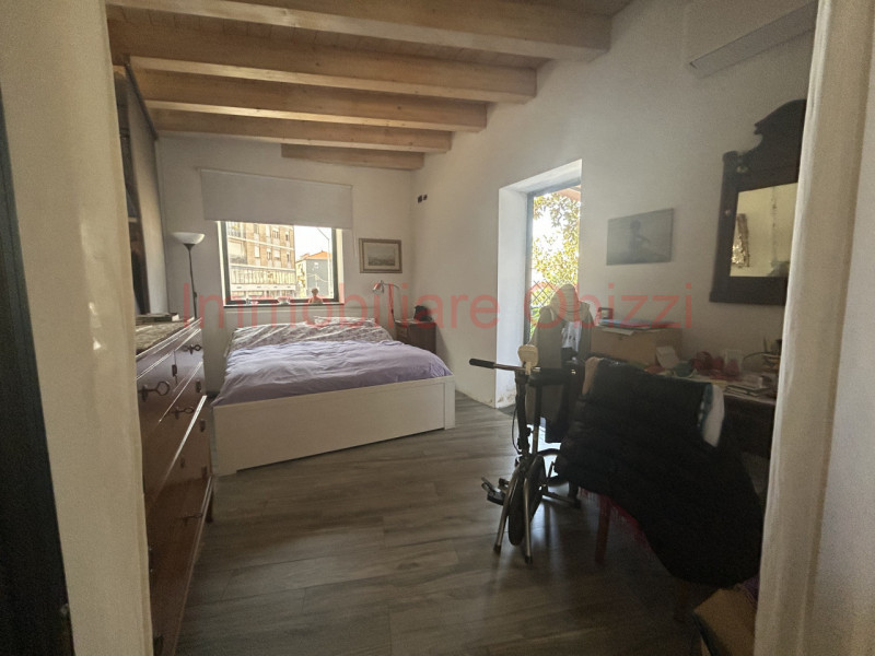 Padova – Arcella | Appartamento indipendente al primo e ultimo piano,  con terrazzo abitabile.

I...