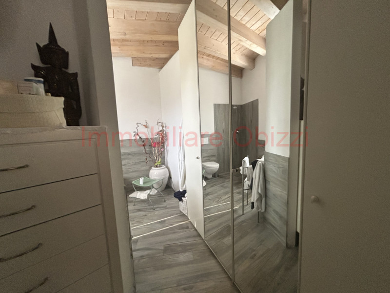 Padova – Arcella | Appartamento indipendente al primo e ultimo piano,  con terrazzo abitabile.

I...