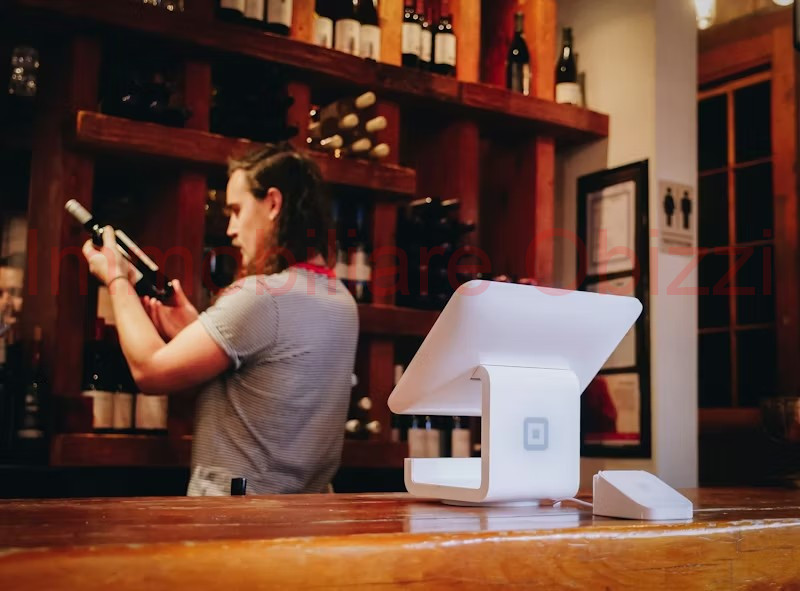 Padova – Sacra Famiglia | Bar storico con cucina e plateatico

In zona Sacra Famiglia, all’intern...