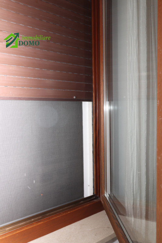 MONTECCHIO PRECALCINO - LEVA': appartamento BICAMERE con garage e posto auto, al primo piano, com...