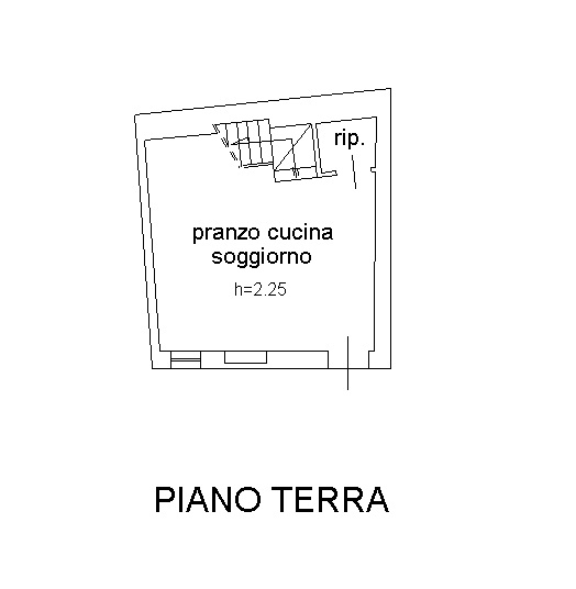 COMPOSIZIONE:
Proponiamo in affitto abitazione a schiera, situata a Calaone, con magazzino e scop...