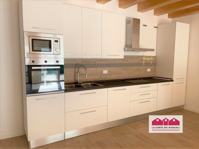 LUMIGNANO LONGARE: NUOVISSIMA CASA SINGOLA CON ZONA GIORNO, 4 CAMERE, 3 BAGNI, GARAGE, CORTILE PR...