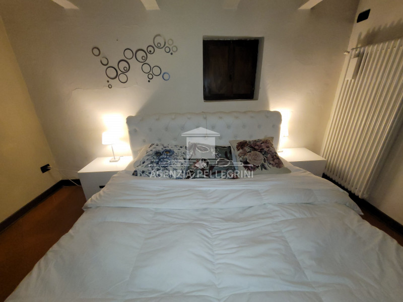 IN AFFITTO A VICENZA proponiamo delizioso appartamento arredato in  una delle zone collinari piu'...