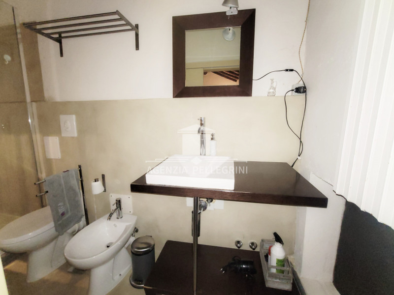 IN AFFITTO A VICENZA proponiamo delizioso appartamento arredato in  una delle zone collinari piu'...