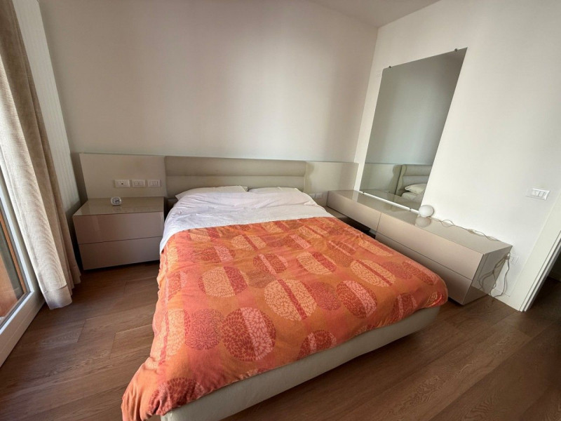 APPARTAMENTO IN PRESTIGIOSO CONTESTO STORICO SITO IN CONTRA' PORTI CON GARAGE.  SI VENDE COMPRESO...