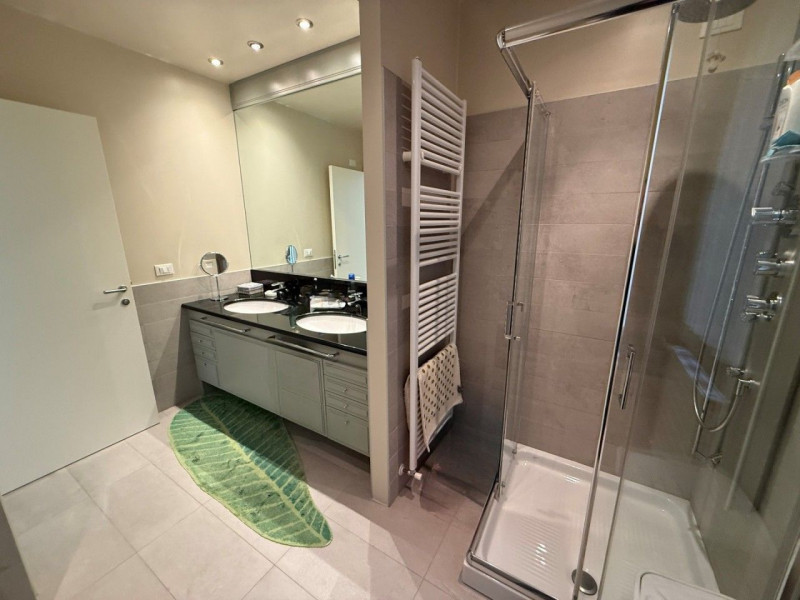 APPARTAMENTO IN PRESTIGIOSO CONTESTO STORICO SITO IN CONTRA' PORTI CON GARAGE.  SI VENDE COMPRESO...