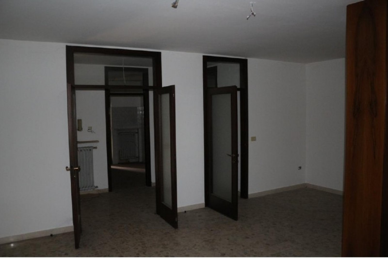 A.Q. MI40

Vendesi all'asta appartamento in data 27 gennaio 2026

Appartamento al piano secondo d...