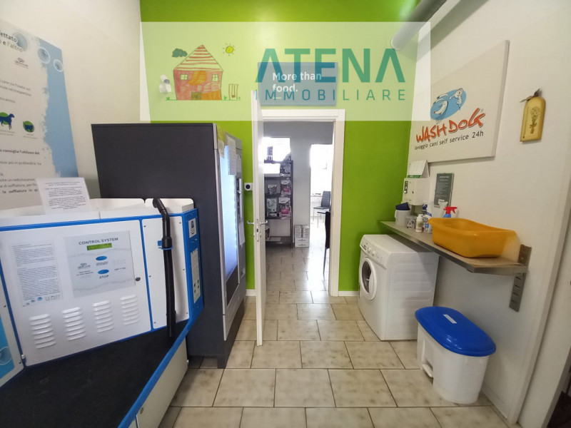 rif. 25660

MONTEGROTTO TERME

A Montegrotto, in zona centrale di frequente passaggio e con molte...