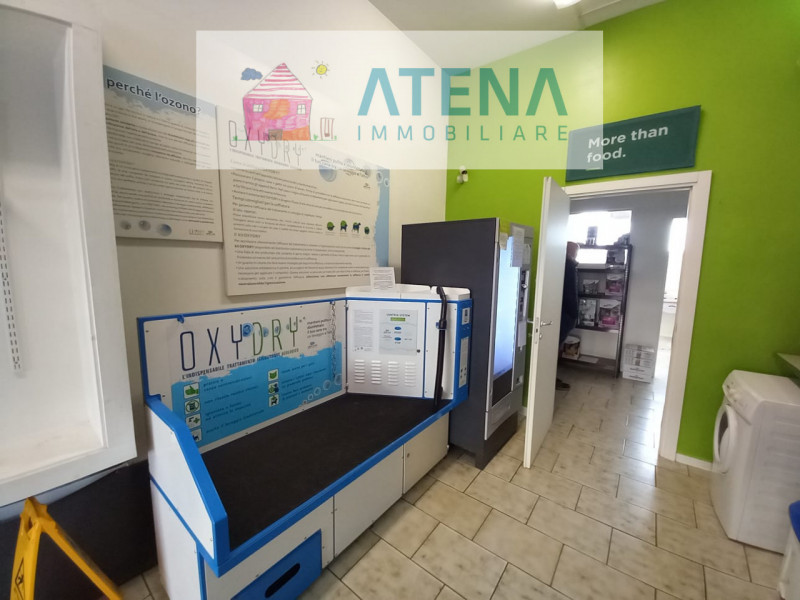 rif. 25660

MONTEGROTTO TERME

A Montegrotto, in zona centrale di frequente passaggio e con molte...