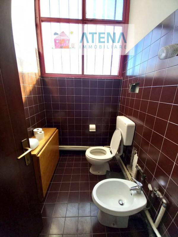 rif. 25660

MONTEGROTTO TERME

A Montegrotto, in zona centrale di frequente passaggio e con molte...