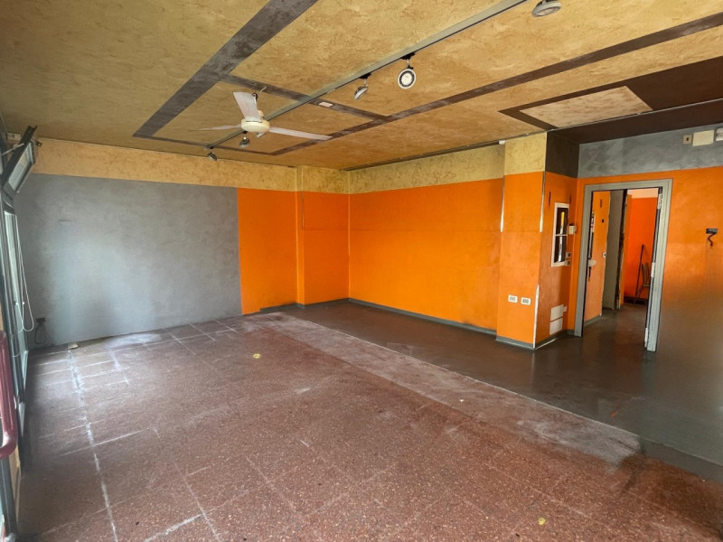 NOSTRA ESCLUSIVA: In centro a Castelcucco, comodo a tutti i servizi, siamo a proporre in vendita ...