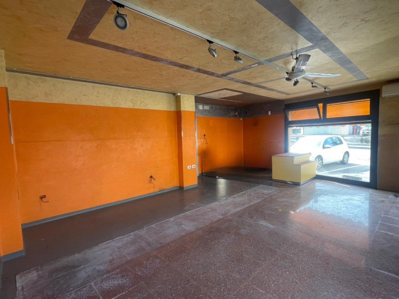 NOSTRA ESCLUSIVA: In centro a Castelcucco, comodo a tutti i servizi, siamo a proporre in vendita ...