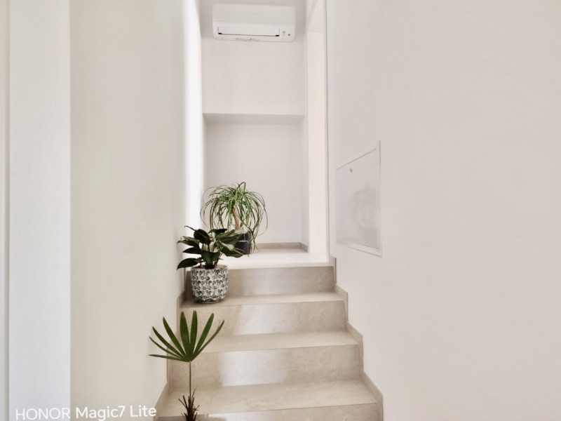 (Per INFO 3316190143) Scopri questa splendida bifamiliare situata nel cuore di Loreggia, un comun...