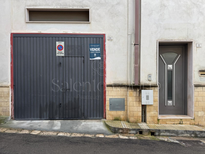 Casa singola a Parabita