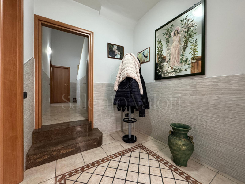 Casa singola a Parabita