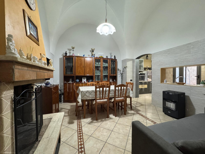 Casa singola a Parabita