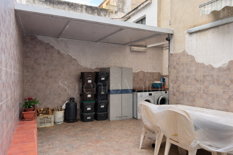 Casa singola a Parabita