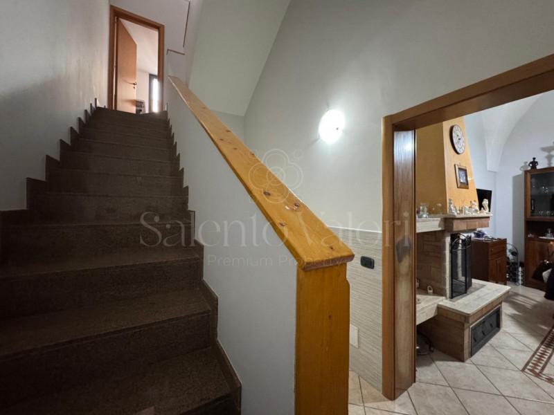 Casa singola a Parabita