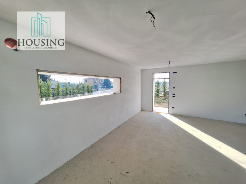 Quartiere San Lorenzo, nel Comune di Abano Terme, vi presentiamo una casa singola terratetto di 1...