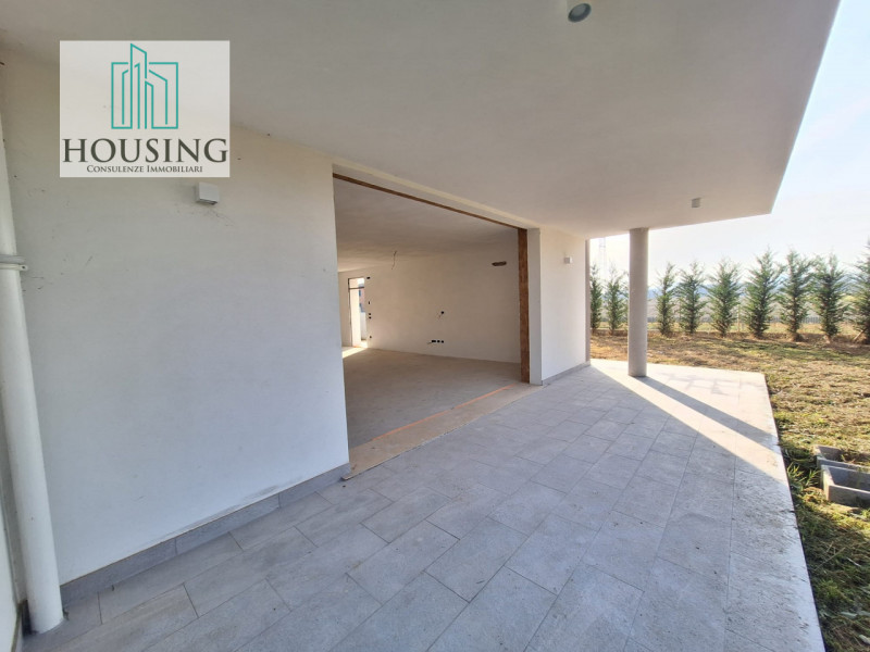 Quartiere San Lorenzo, nel Comune di Abano Terme, vi presentiamo una casa singola terratetto di 1...