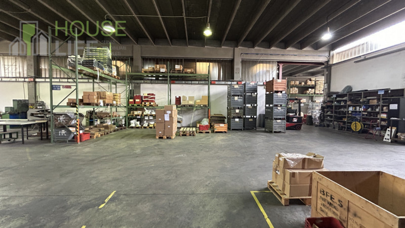 CALDOGNO: CAPANNONE INDUSTRIALE SINGOLO di mq 900 circa (500+400) H 6,00 sotto trave, con area es...