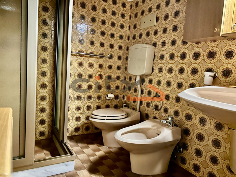 Scopri questa villa singola situata nel cuore di Pove del Grappa, un comune incantevole che offre...